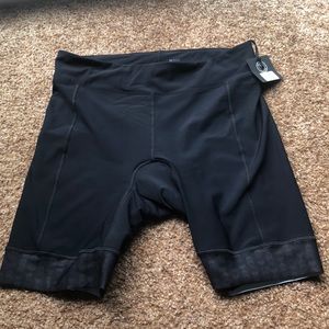 Coeur 2XL BLACK tri shorts with 8” inseam